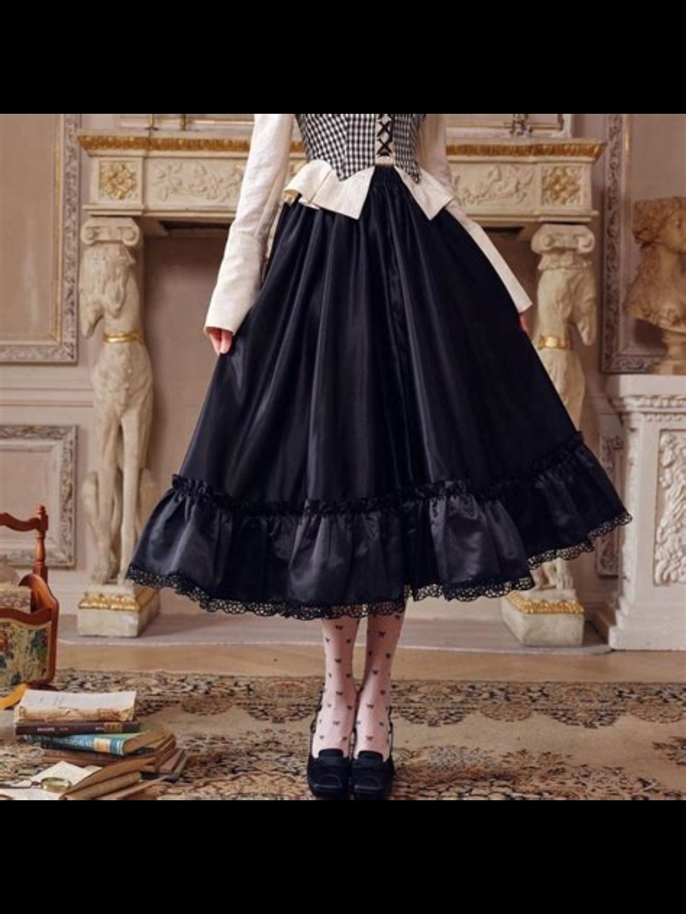 LaceMade Dream Of Waltz Skirt Size M NWT - Picture 1 of 6